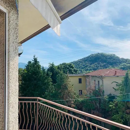 Casavacanze Sottocolle Valmorea Exterior photo